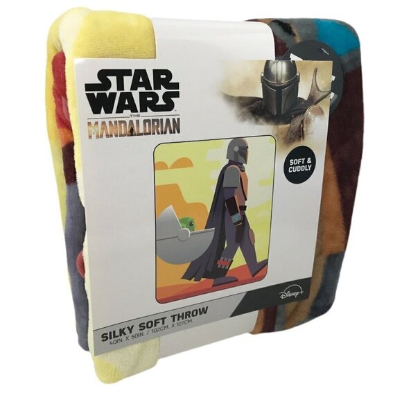 Disney Star Wars Mandalorian Walkabout Throw Blanket Boba Fett Grogu 40 x 50" - Picture 3 of 7
